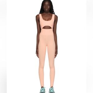 Live the process pink cutout bodysuit. M .NWT